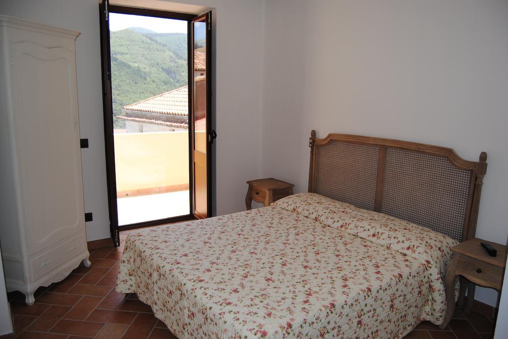 Il Giardino Di Julia B&B Tortora Ngoại thất bức ảnh